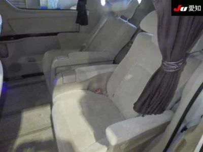 Toyota VELLFIRE  с аукциона в Японии