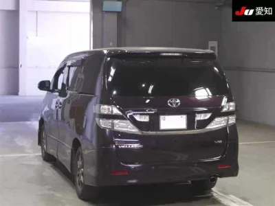 Toyota VELLFIRE  с аукциона в Японии