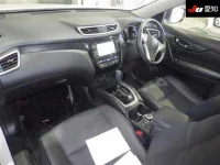 Nissan X-TRAIL лот № 30523 оценка 3  с аукциона в Японии 2