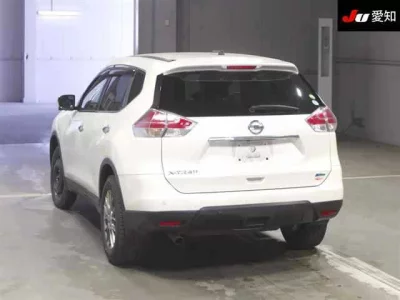 Nissan X-TRAIL  с аукциона в Японии