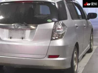 Honda FIT SHUTTLE лот № 30421 оценка 3.5  с аукциона в Японии 7