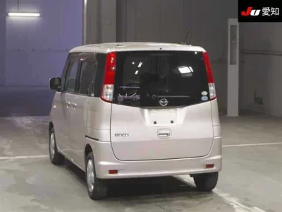 Nissan ROOX