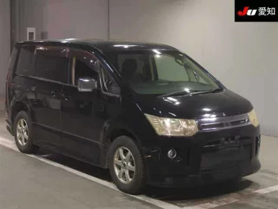 Mitsubishi DELICA D5
