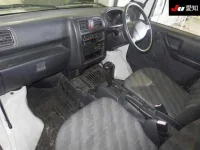 Suzuki CARRY TRUCK лот № 35201 оценка R  с аукциона в Японии 2