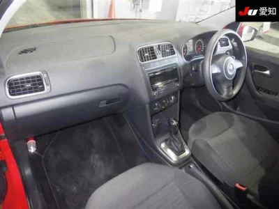 Volkswagen Polo  с аукциона в Японии