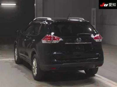 Nissan X-TRAIL  с аукциона в Японии