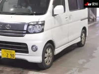 Daihatsu Atrai Wagon лот № 35239 оценка 3  с аукциона в Японии 6