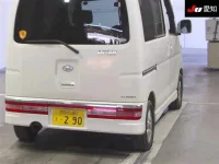 Daihatsu Atrai Wagon лот № 35239 оценка 3  с аукциона в Японии 7