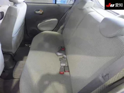 Nissan MARCH  с аукциона в Японии