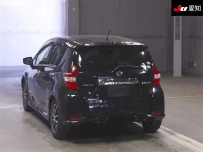 Nissan NOTE  с аукциона в Японии