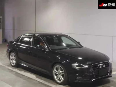 Audi A4  с аукциона в Японии