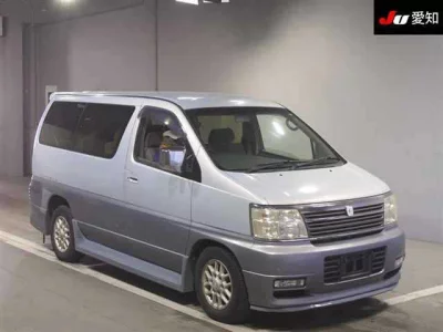 Nissan ELGRAND  с аукциона в Японии