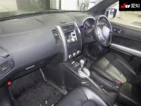 Nissan X-TRAIL лот № 30400 оценка 3.5  с аукциона в Японии 2