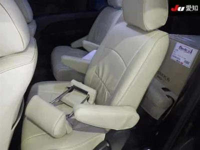 Mazda MPV  с аукциона в Японии