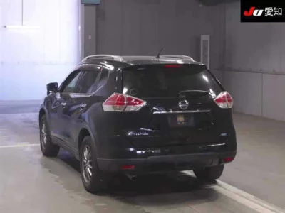 Nissan X-TRAIL  с аукциона в Японии