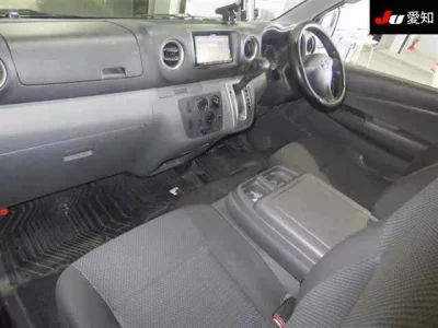 Nissan CARAVAN VAN