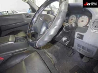 Nissan CARAVAN VAN лот № 20072 оценка 3  с аукциона в Японии 4