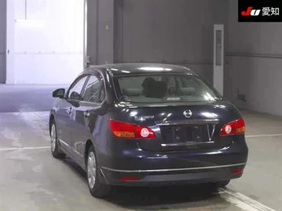 Nissan SYLPHY  с аукциона в Японии