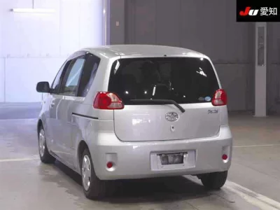 Toyota PORTE  с аукциона в Японии