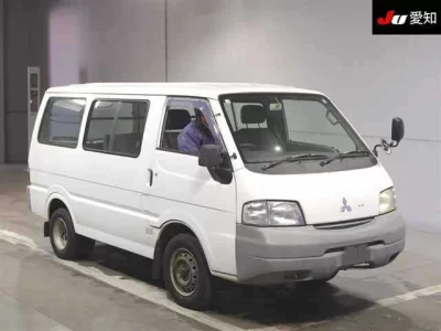 Mitsubishi DELICA