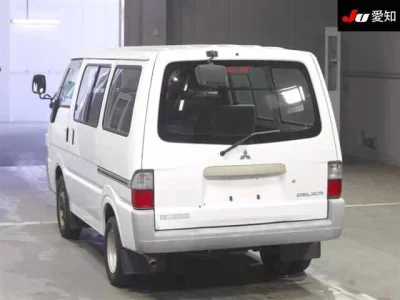 Mitsubishi DELICA