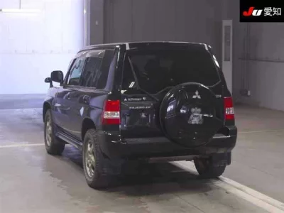 Mitsubishi PAJERO IO  с аукциона в Японии