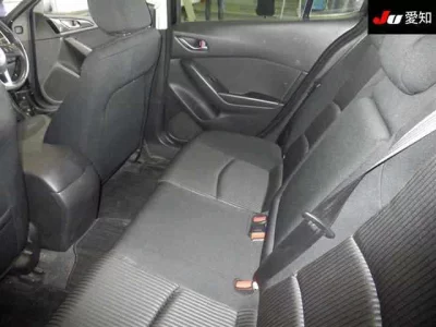 Mazda AXELA  с аукциона в Японии