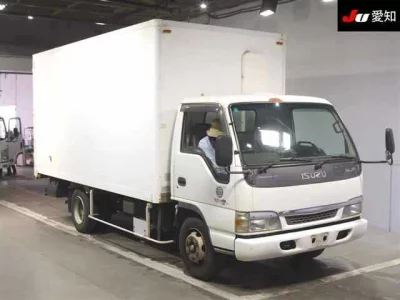 Isuzu Elf