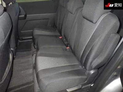 Mazda PREMACY  с аукциона в Японии