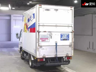 Isuzu TRUCK  с аукциона в Японии