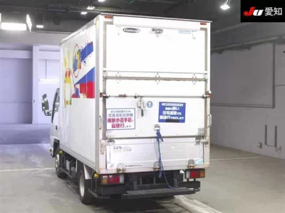 Isuzu TRUCK  с аукциона в Японии