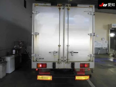 Hino DUTRO  с аукциона в Японии