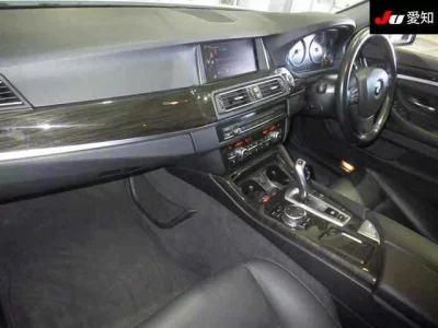 BMW 5-Series  с аукциона в Японии