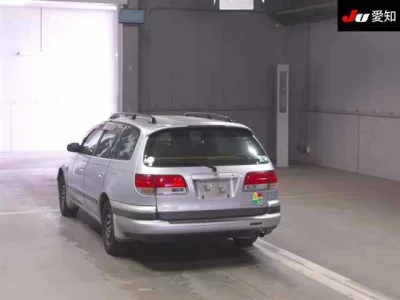 Toyota CALDINA  с аукциона в Японии