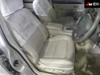 Toyota PROGRES лот № 30721 оценка 3.5  с аукциона в Японии 5