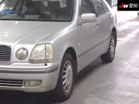 Toyota PROGRES лот № 30721 оценка 3.5  с аукциона в Японии 6