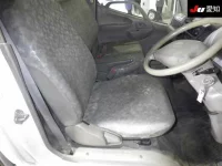 Hino DUTRO лот № 7115 оценка 3  с аукциона в Японии 5