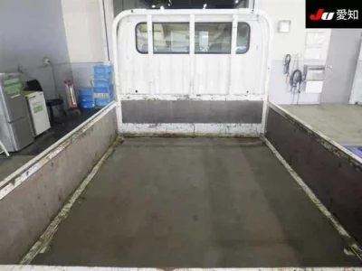 Toyota DYNA  с аукциона в Японии