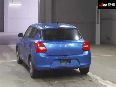 Suzuki SWIFT  с аукциона в Японии