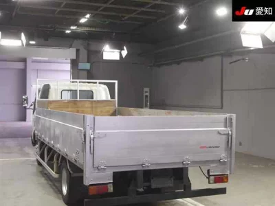 Hino DUTRO  с аукциона в Японии