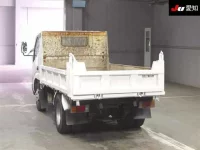 Hino DUTRO лот № 7119 оценка 3.5  с аукциона в Японии 1
