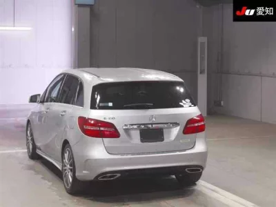 Mercedes-Benz B CLASS