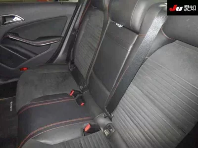 Mercedes-Benz CLA CLASS