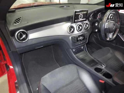 Mercedes-Benz CLA CLASS