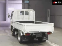Toyota DYNA лот № 7130 оценка 3  с аукциона в Японии 1