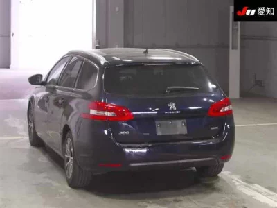 Peugeot 308  с аукциона в Японии