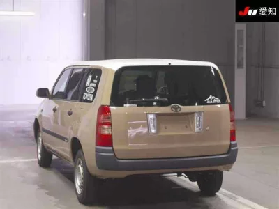 Toyota SUCCEED  с аукциона в Японии