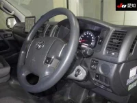 Toyota HIACE VAN лот № 4338 оценка 4  с аукциона в Японии 4