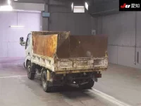 Toyota DYNA лот № 7134 оценка R  с аукциона в Японии 1