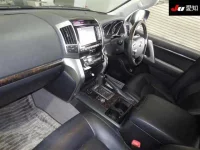Toyota LAND CRUISER лот № 4334 оценка 4.5  с аукциона в Японии 2